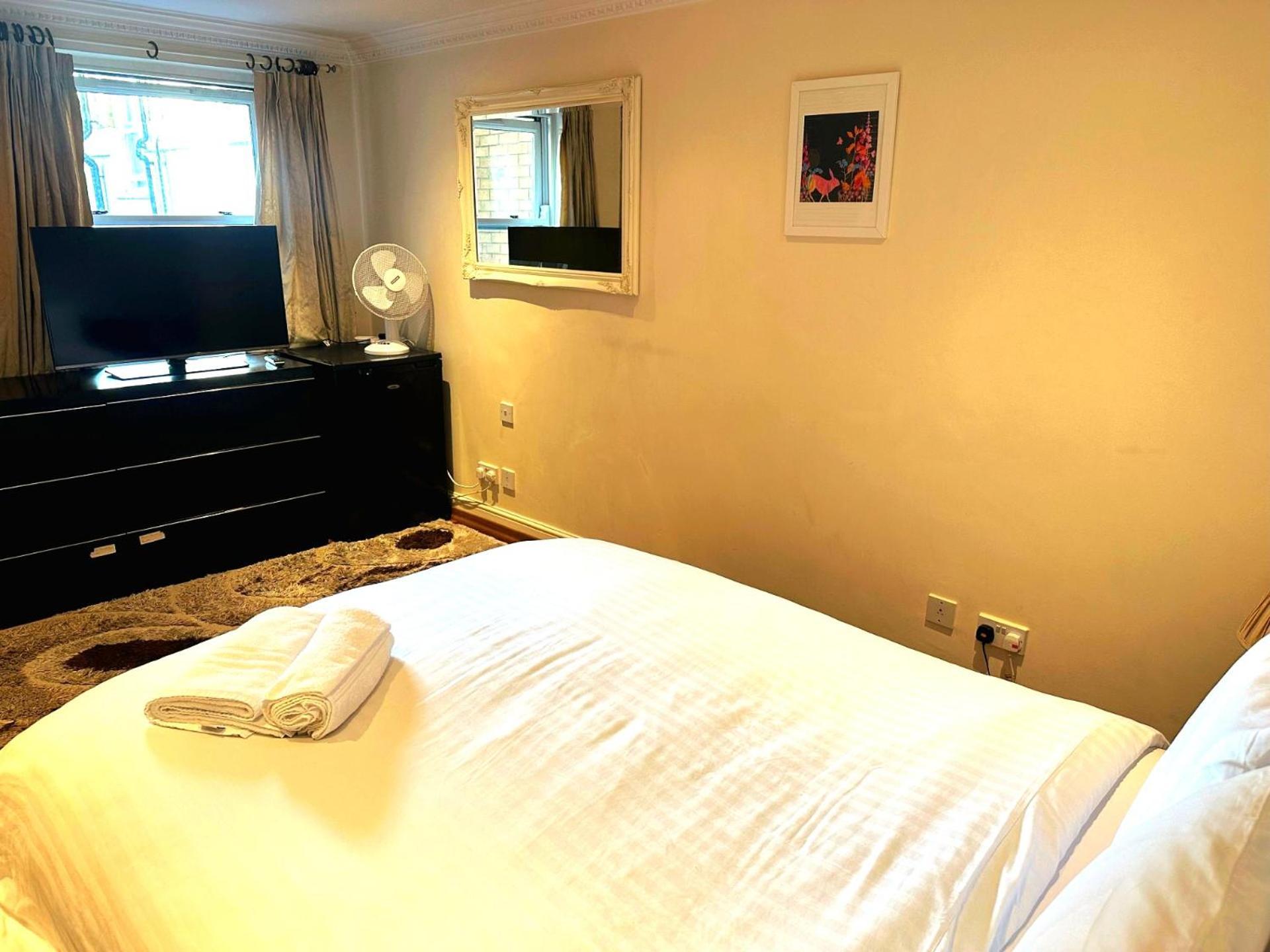 Lovely Apartments Around Kensington And Chelsea Locations W8 Sw5 Sw3 Sw10 By Ricky & Giustina Лондон Екстериор снимка