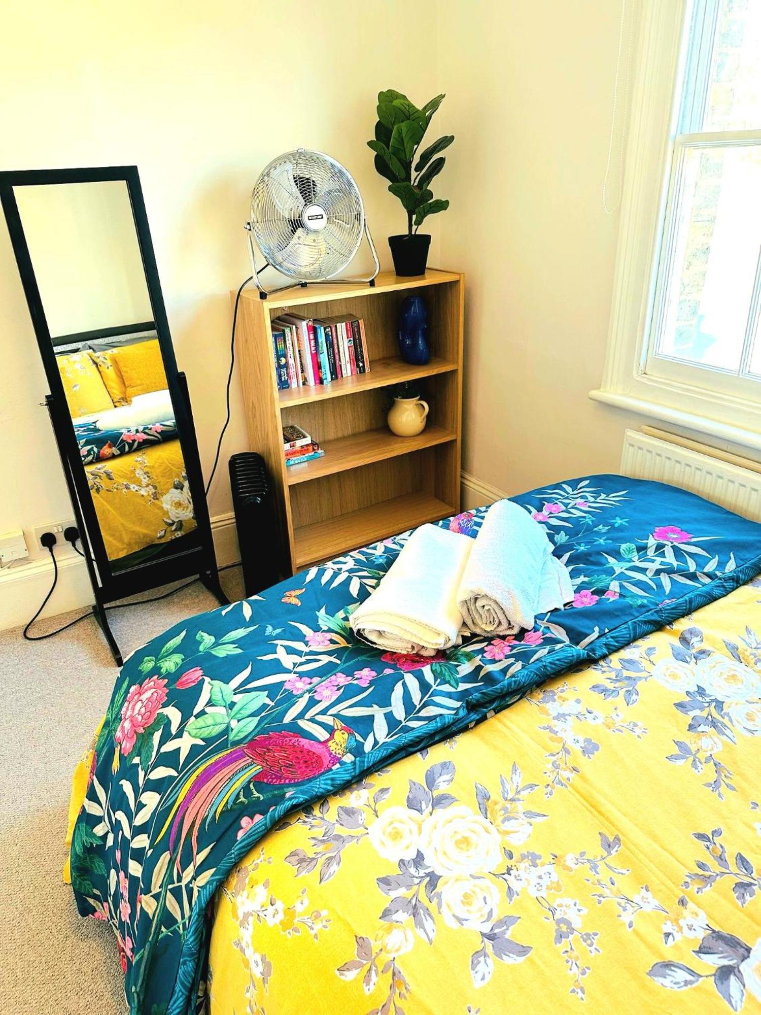 Lovely Apartments Around Kensington And Chelsea Locations W8 Sw5 Sw3 Sw10 By Ricky & Giustina Лондон Екстериор снимка